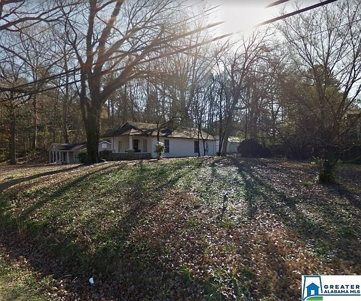2nd image of 137 20th Ave NE
