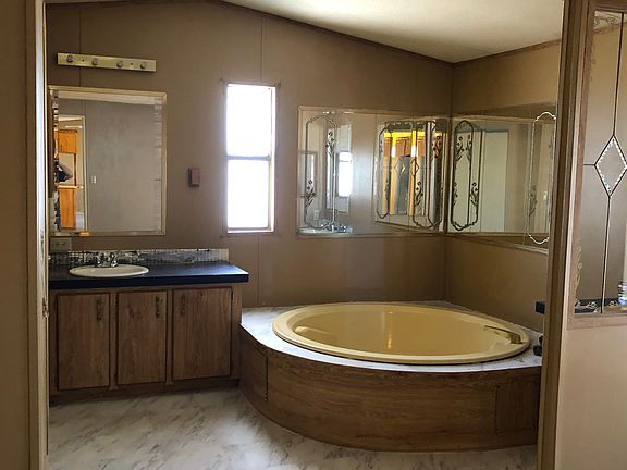 4th image of 3419 Goldbutte Dr