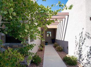 6040 Redondo Sierra Vis NE, Rio Rancho, NM 87144