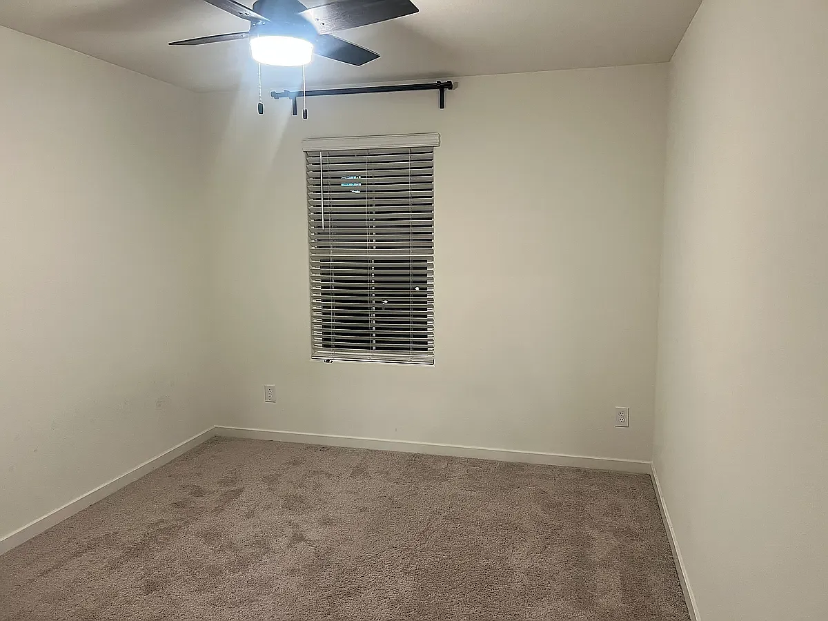 1 bed, 1780 sqft, $875 — Photo 4