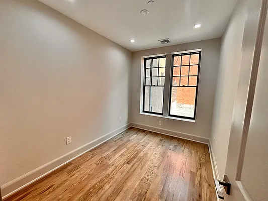 Rented by Fifth & Forever LLC | media 16