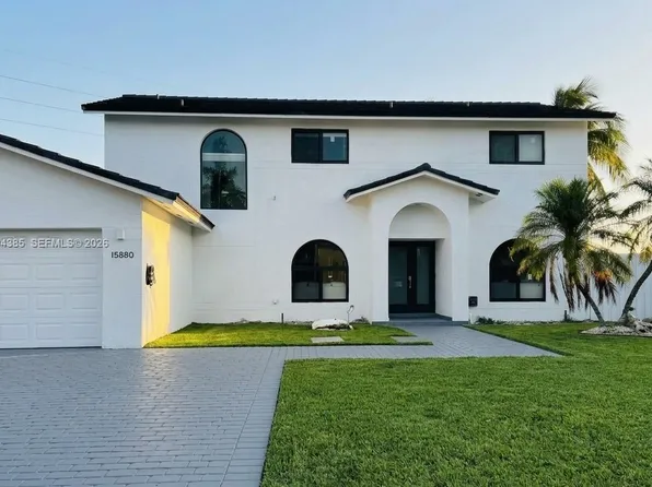15880 SW 141st Ct, Miami, FL 33177