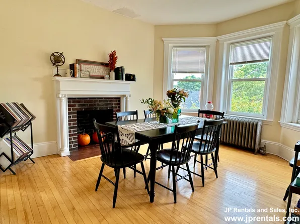 590 Centre St, Jamaica Plain, MA