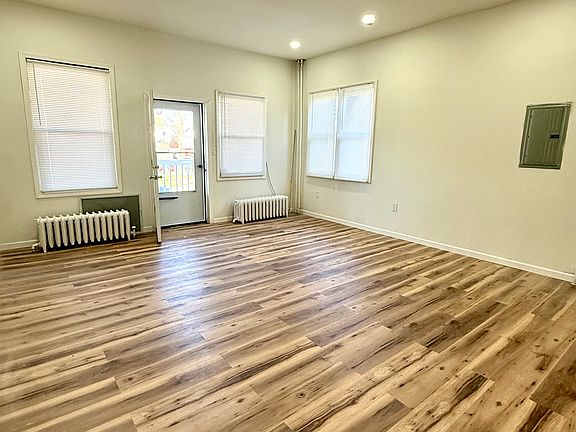 2nd image of 1906 49th St Floor 1