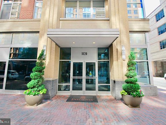 2nd image of 1020 N Highland St Unit 712