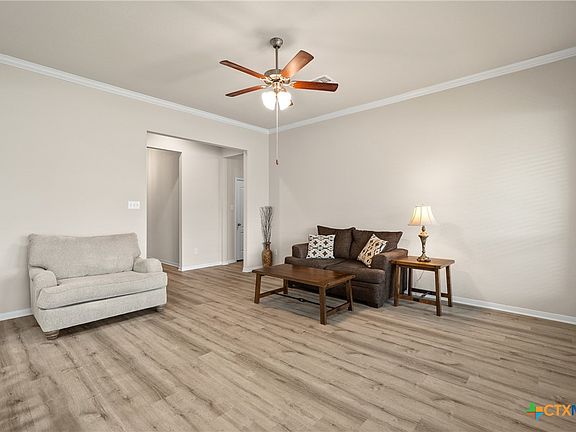 4th image of 7216 Rosado Dr