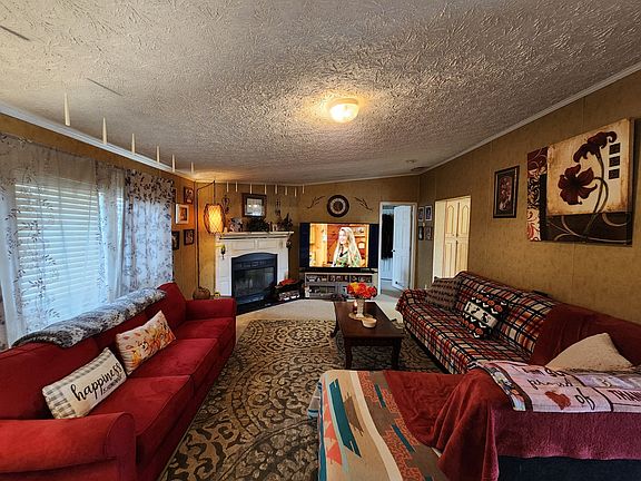3rd image of 1110 Hunt St