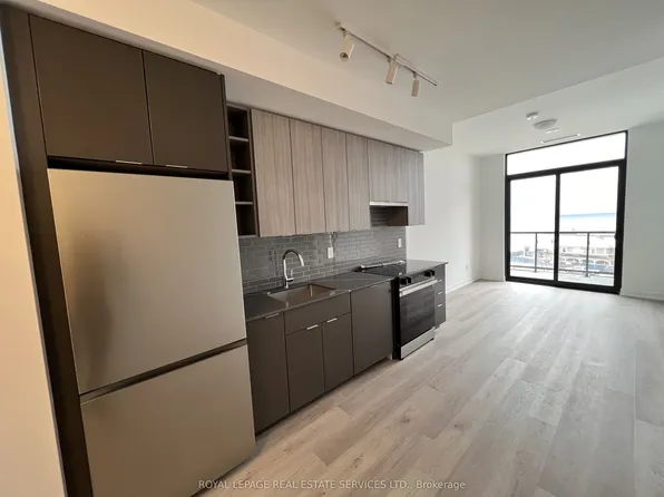 2075 Lakeshore Rd, Burlington, ON