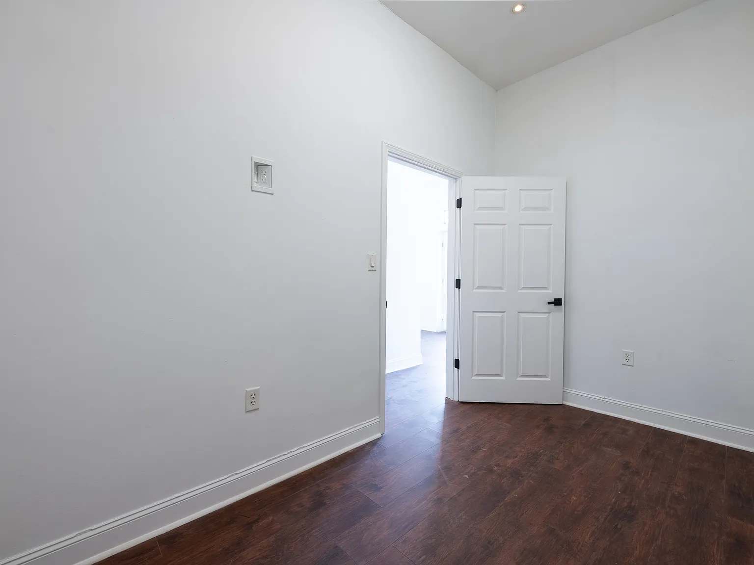 1580 Flat Shoals Road - B — Photo 4