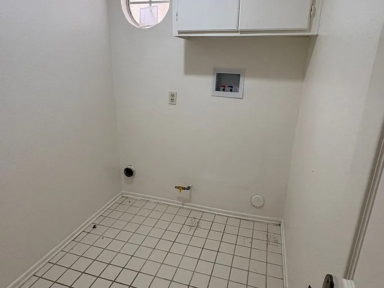 14333 La Crescenta Ave — Photo 15