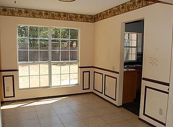 3rd image of 2517 Creekwood Ln