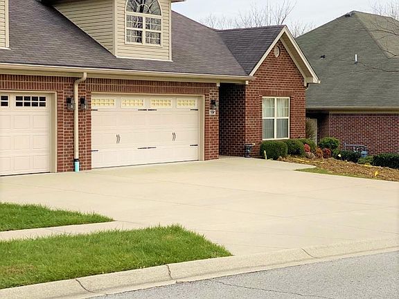 2nd image of 102 Twin Springs Ct