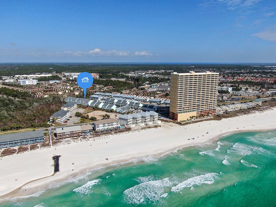 Community located across from Beach access 72