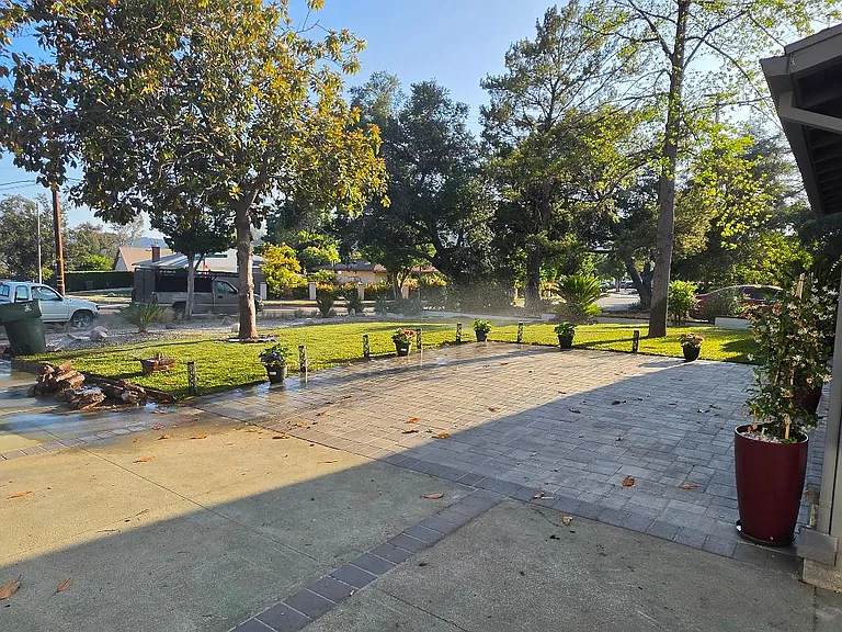 935 Arwin St — Photo 3