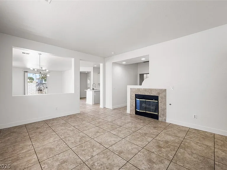 5618 Indian Springs St — Photo 7
