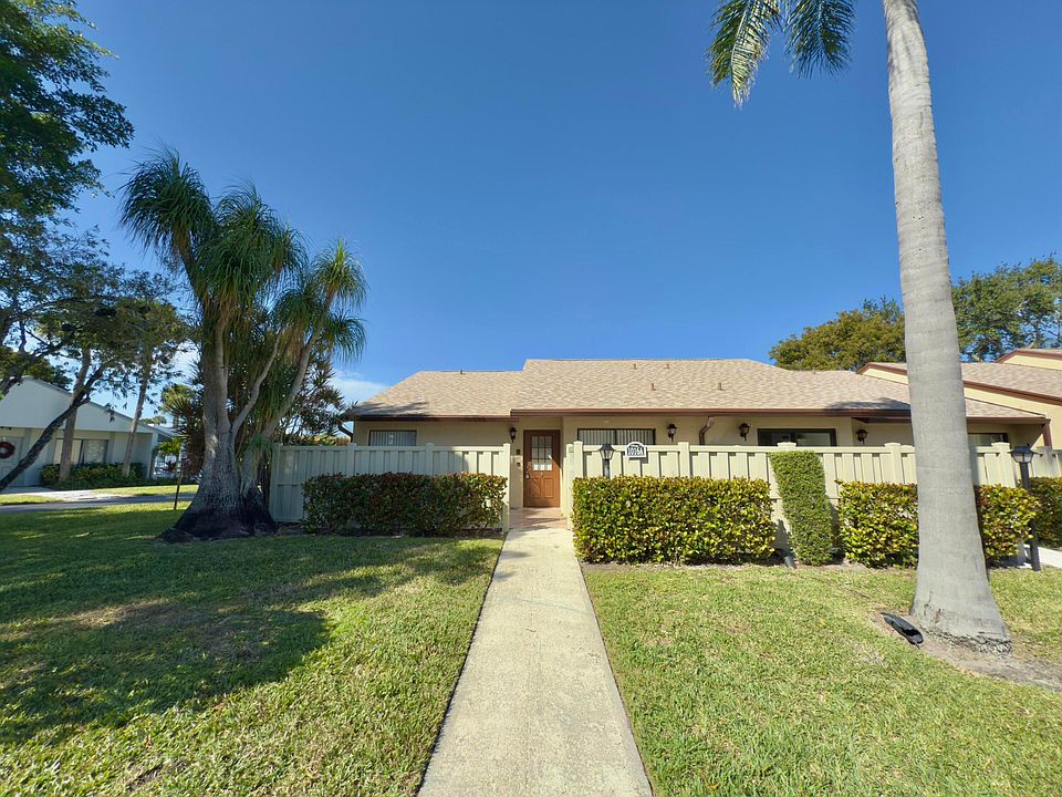 1st image of 1016 Green Pine Boulevard #A