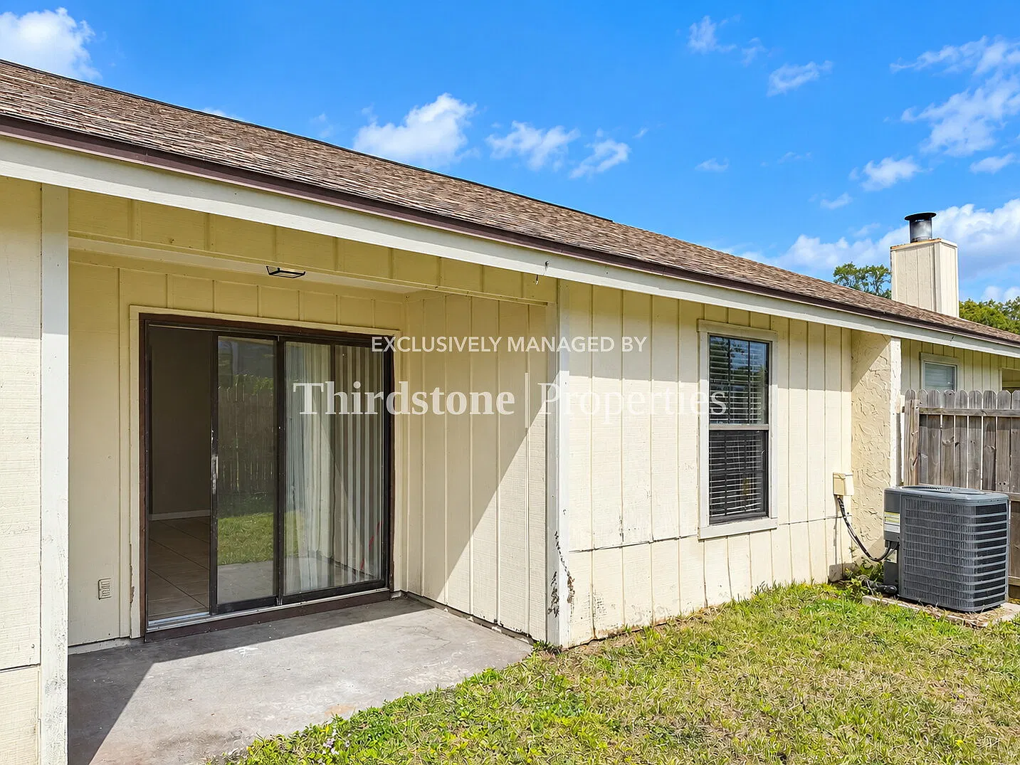 1324 Jefferson Avenue Unit B Orange Park, FL — Photo 1