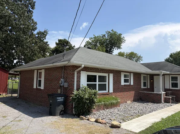 202 Magnolia Ave, Jasper, TN 37347