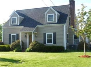 2 Orlando St, Wilbraham, MA 01095