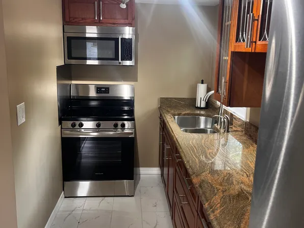 1437 Hamlet Ave #2, Clearwater, FL 33756