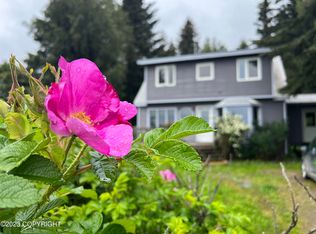 894 Lupine Ct, Homer, AK 99603