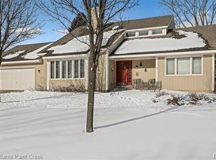 2476 Cedar Key Dr, Lake Orion, MI 48360