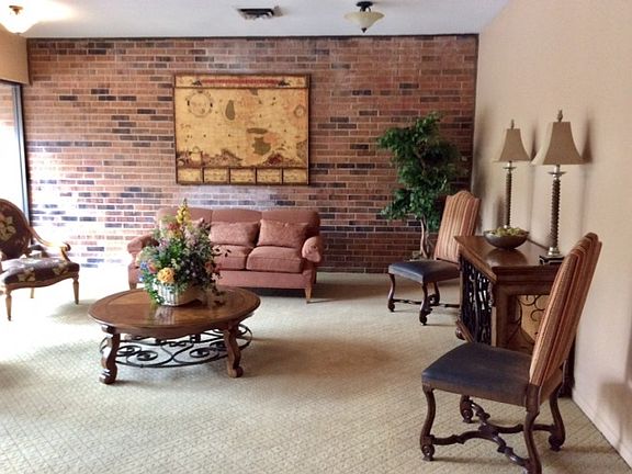 3rd image of 201 Lake Hinsdale Dr APT 213
