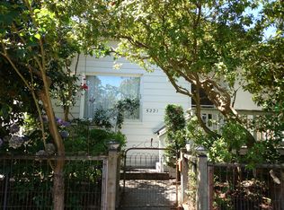 5221 45th Ave SW, Seattle, WA 98136