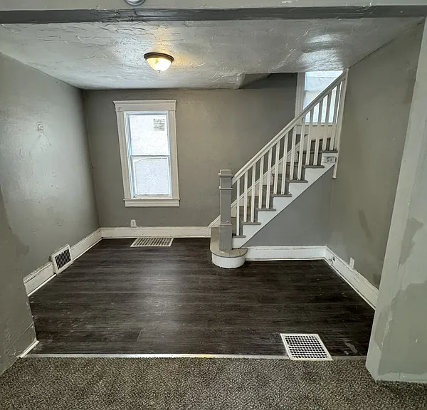2355 E 86th St — Photo 3