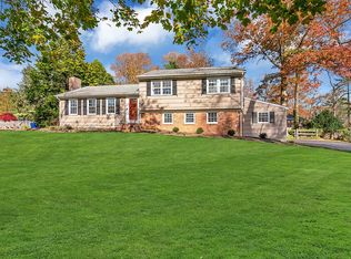 50 Gull Rd, Middletown, NJ 07748