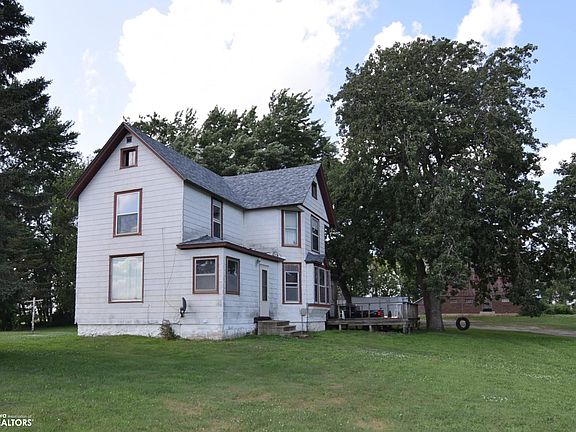 3rd image of 822 170th St