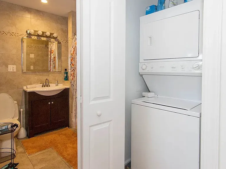 3214 30th Ave #3B — Photo 7
