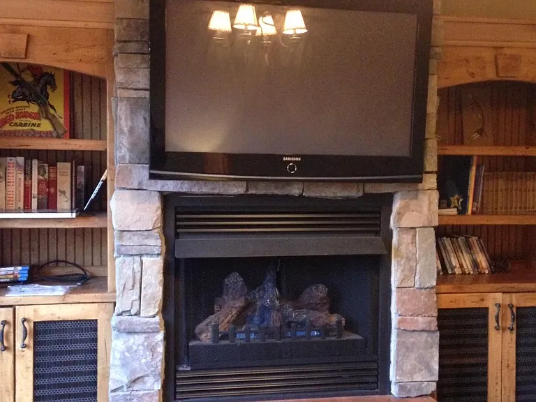 223 W Hunter Ridge Dr #2100 — Photo 8