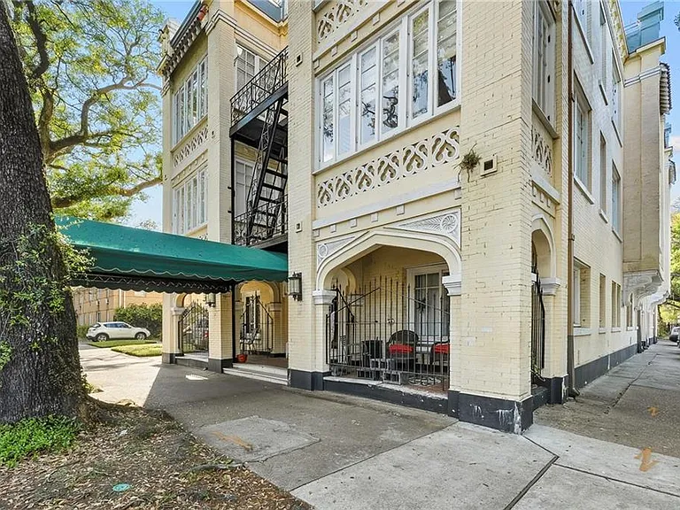 2801 Saint Charles Ave #106-G — Photo 2