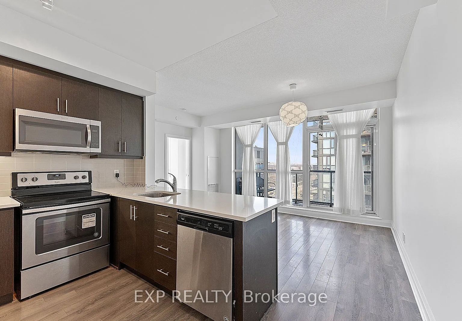 2 bed, $2,750 — Photo 4