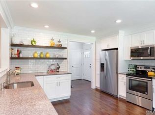 35 Rustic Rd, Yaphank, NY 11980