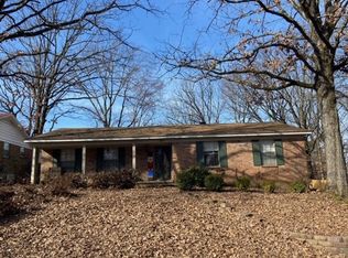 910 Kings Mountain Dr, Little Rock, AR 72211