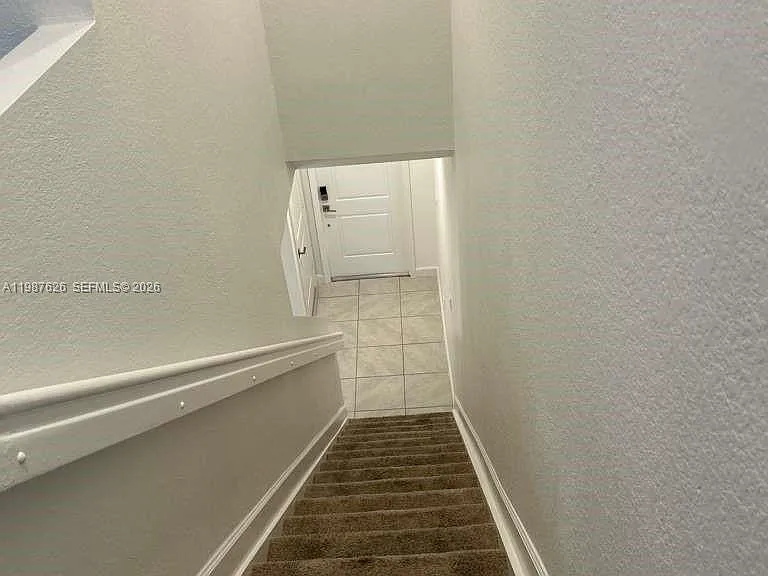 624 SW 12th St — Photo 2