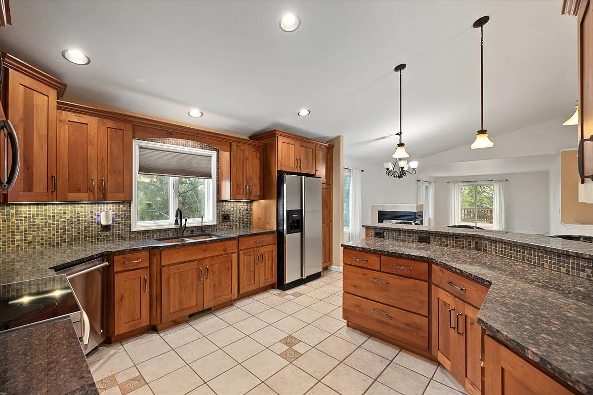 2743 Troon Cir — Photo 4