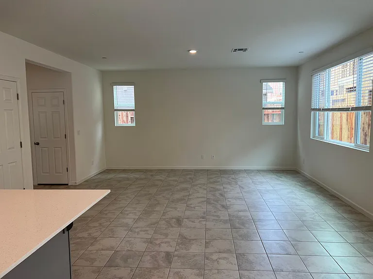3351 Auburn Leaf Loop — Photo 4