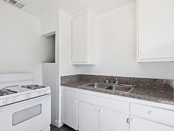 5th image of 11901 S San Pedro St #20