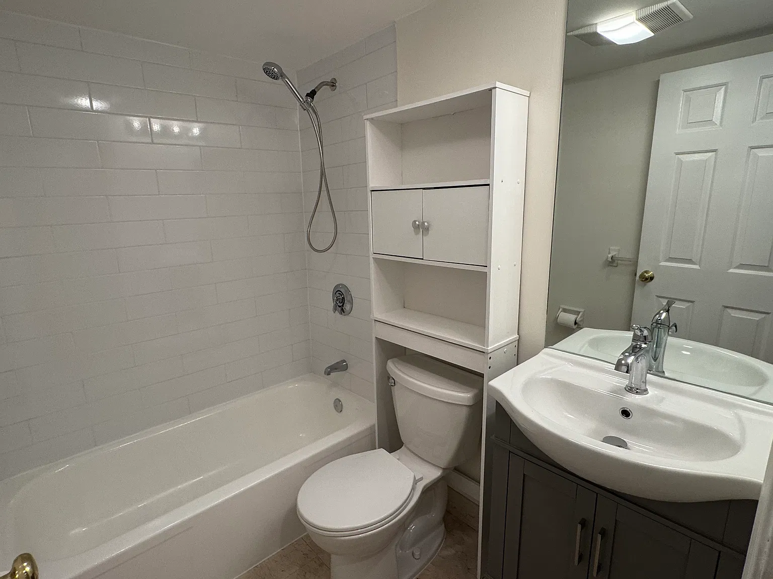 1 bed, 402 sqft, $2,500 — Photo 4