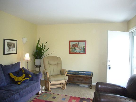 5th image of 1557 Macarthur Blvd