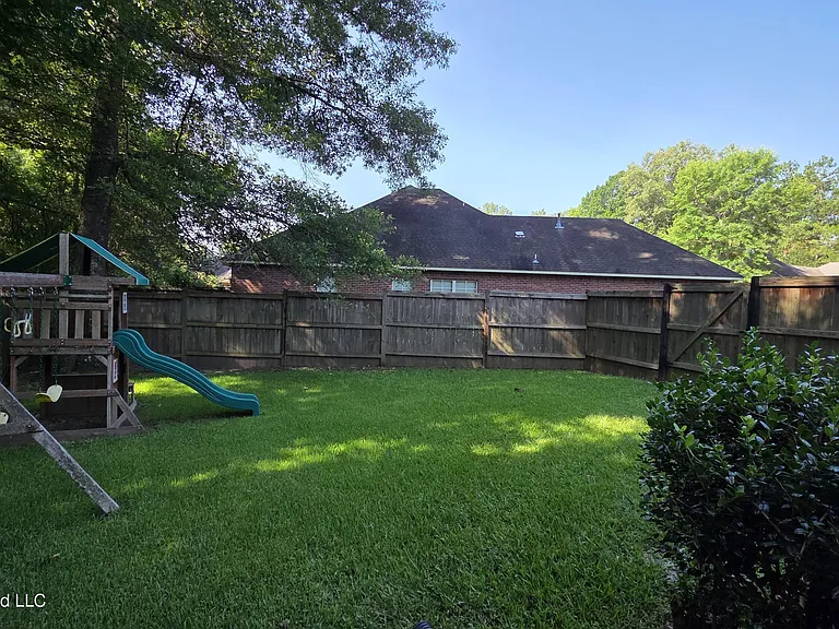 124 Cowles Creek Rd — Photo 40