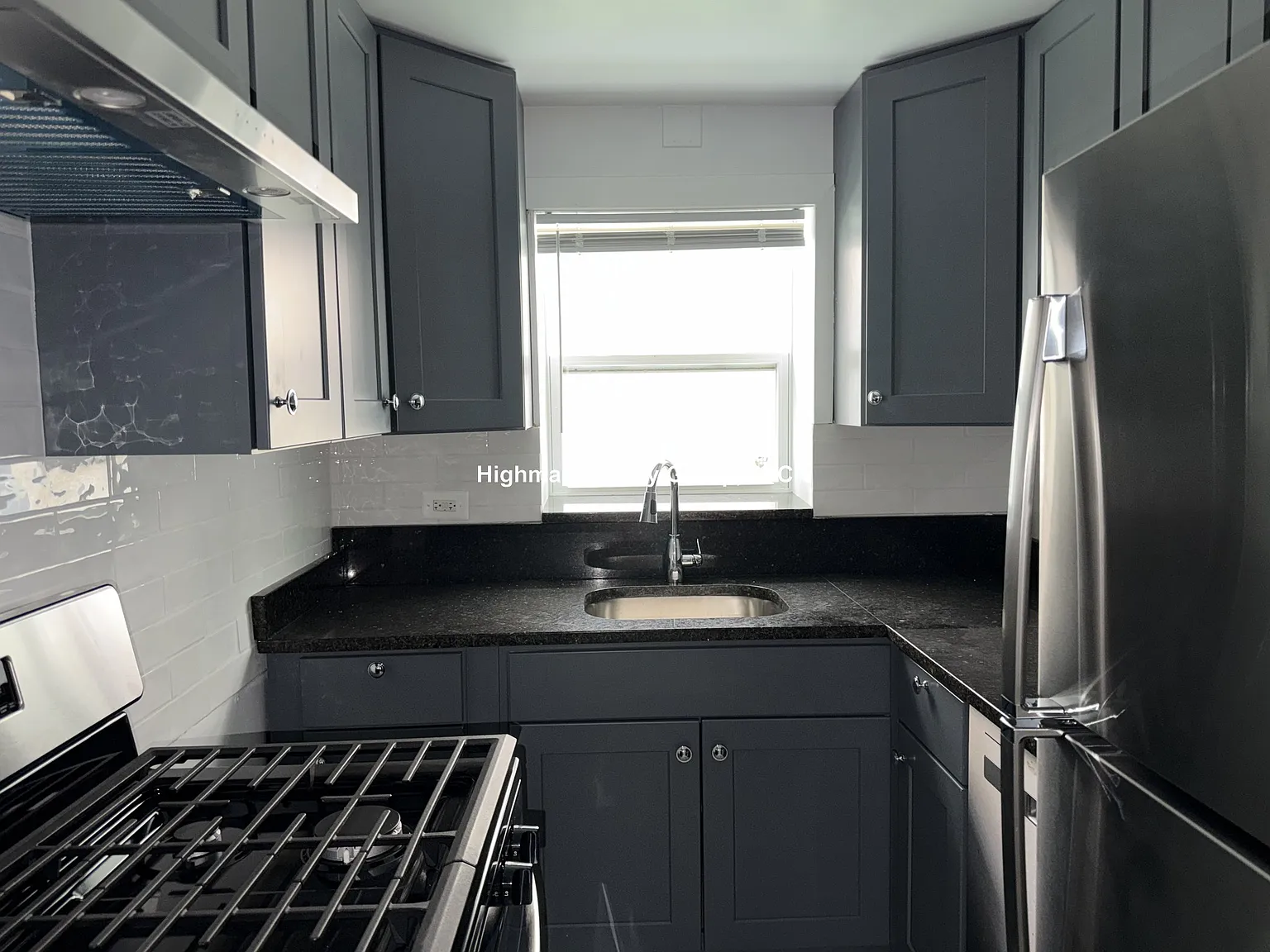 1 bed, 1.0 bath, $1,600 — Photo 3