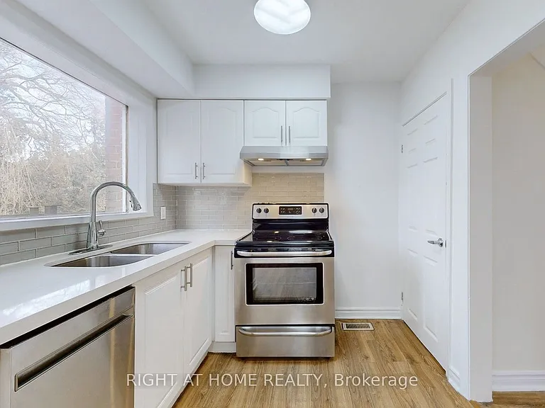 126 Celeste Dr #MAIN — Photo 12