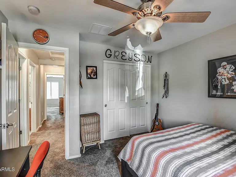 3245 E Morning Star Ln — Photo 28