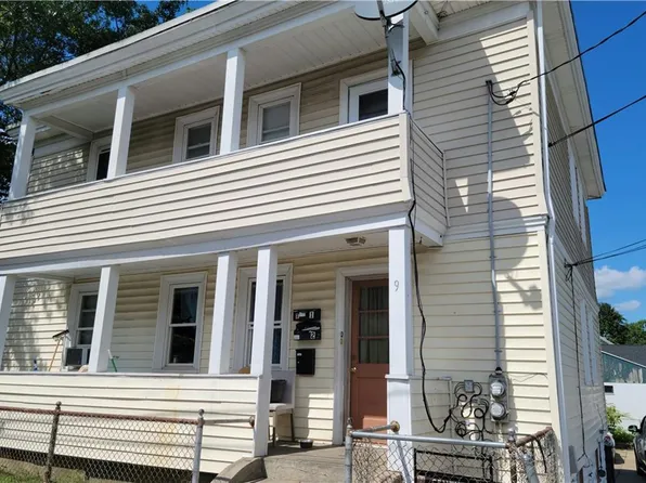 9 Octavia St, Providence, RI 02909