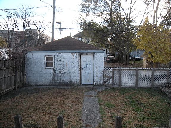 5th image of 955 N Parker Ave