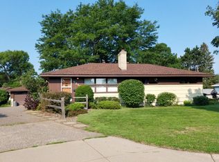 5218 Paul Dr, Brooklyn Center, MN 55429